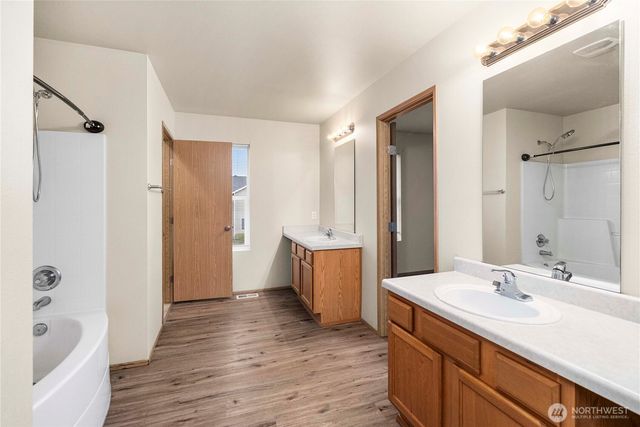 14942 99th Way SE, Yelm, WA 98597