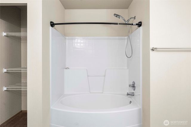 14942 99th Way SE, Yelm, WA 98597