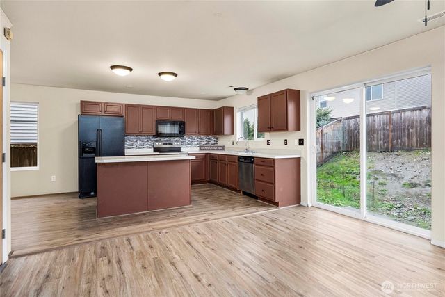 14942 99th Way SE, Yelm, WA 98597