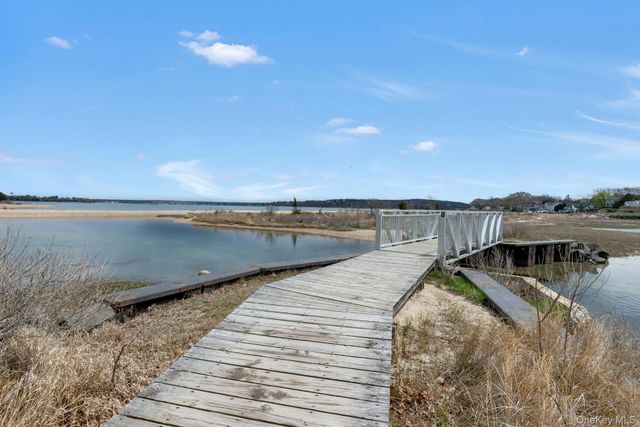 1760 Albertson Lane, Greenport, NY 11944