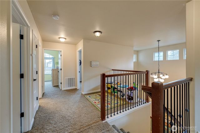 8605 189th Street Ct E, Puyallup, WA 98375