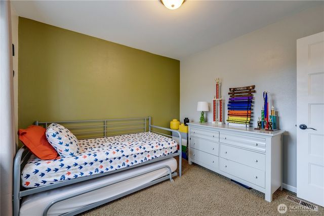 8605 189th Street Ct E, Puyallup, WA 98375