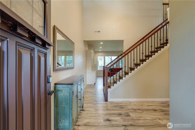 8605 189th Street Ct E, Puyallup, WA 98375