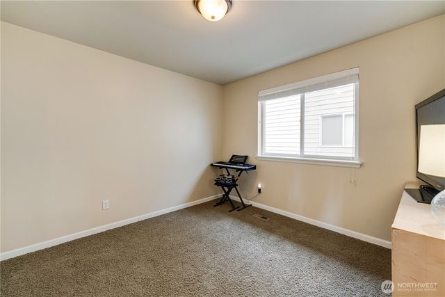 8605 189th Street Ct E, Puyallup, WA 98375