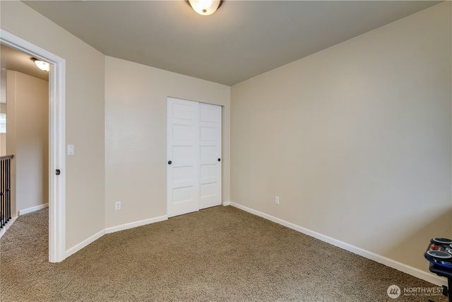 8605 189th Street Ct E, Puyallup, WA 98375