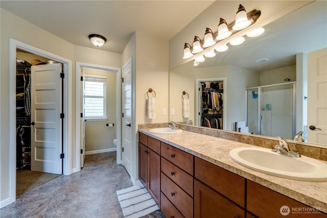 8605 189th Street Ct E, Puyallup, WA 98375