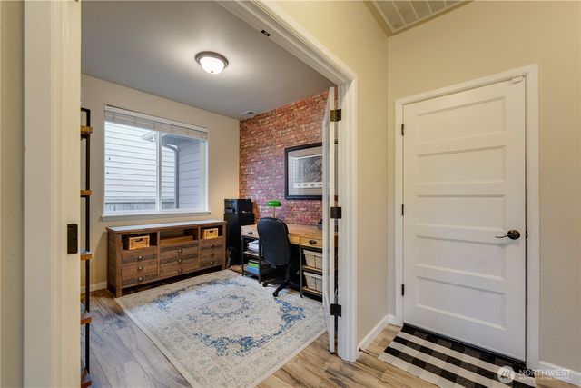 8605 189th Street Ct E, Puyallup, WA 98375