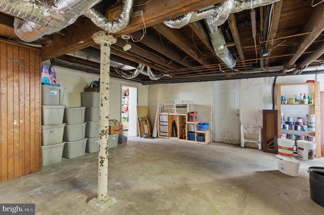 301 LAKEVIEW DR, Collingswood, NJ 08108
