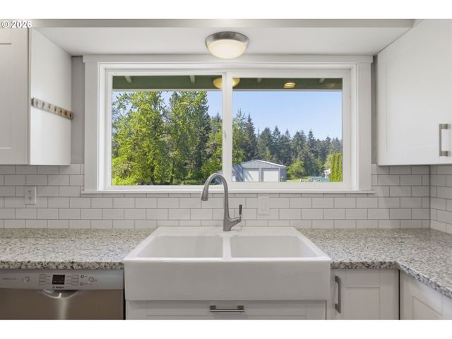 11161 Se RAMONA Dr, Boring, OR 97009
