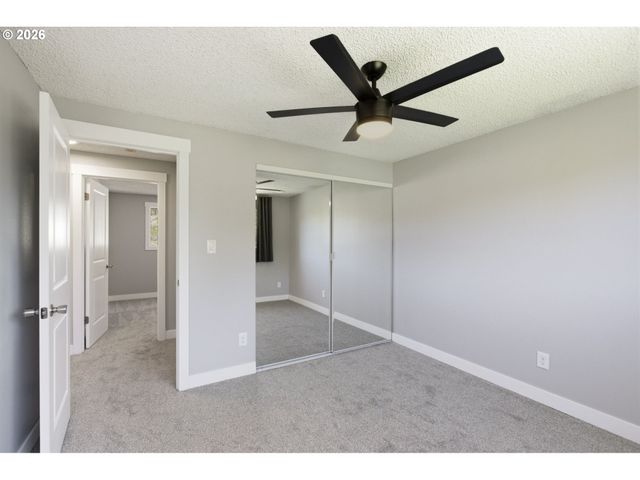 11161 Se RAMONA Dr, Boring, OR 97009