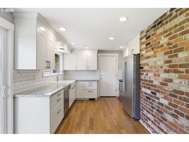 11161 Se RAMONA Dr, Boring, OR 97009
