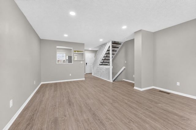 5684 Blendonridge Drive, 93C, Columbus, OH 43230