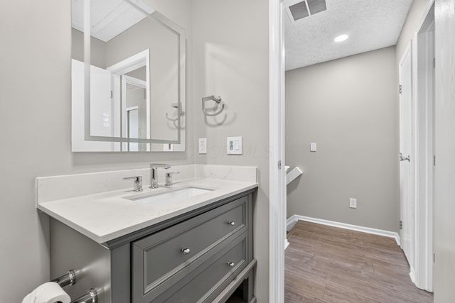 5684 Blendonridge Drive, 93C, Columbus, OH 43230
