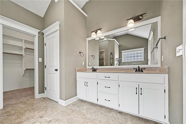 12245 NW Belmont Drive, Platte City, MO 64079