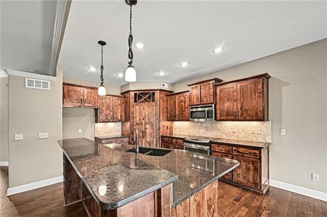 12245 NW Belmont Drive, Platte City, MO 64079