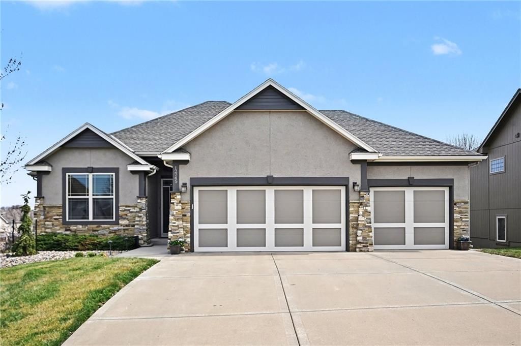 12245 NW Belmont Drive, Platte City, MO 64079