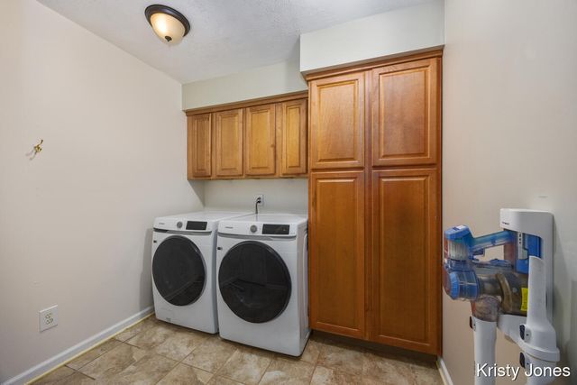 3027 Burritt Street Nw, City Of Grand Rapids, MI 49504