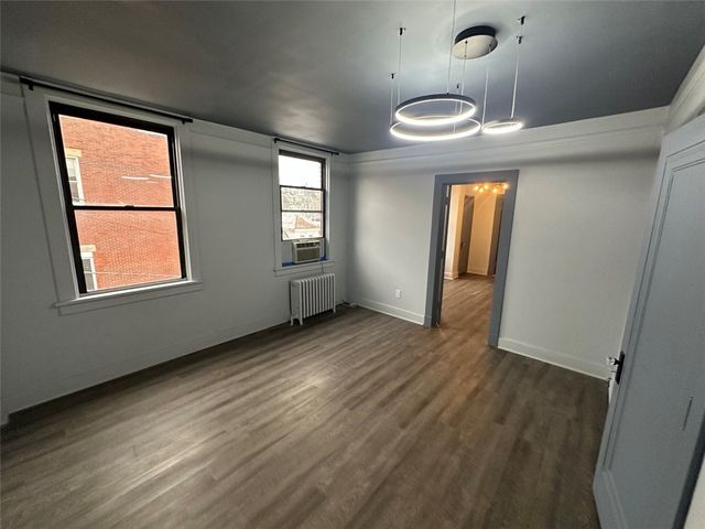 2550 Brownsville Rd., Carrick, PA 15210