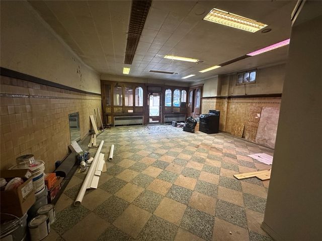 2550 Brownsville Rd., Carrick, PA 15210