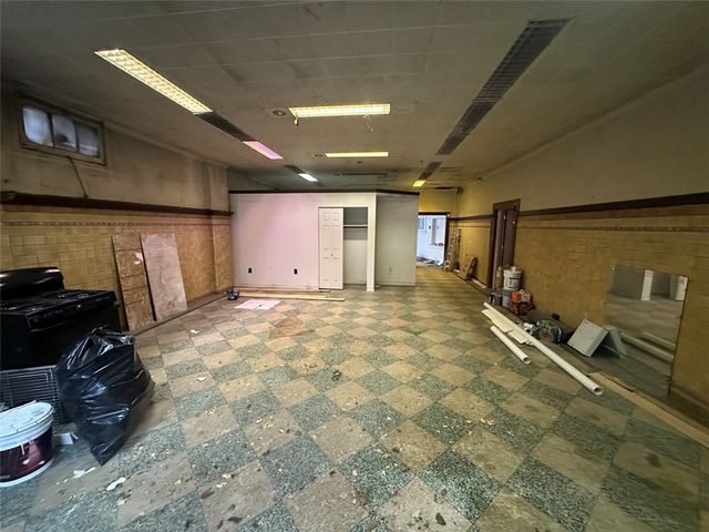 2550 Brownsville Rd., Carrick, PA 15210