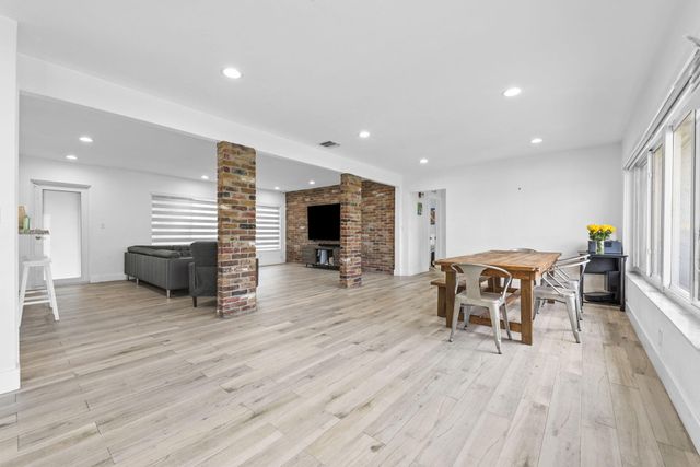 409 N 14th Avenue, Hollywood, FL 33020