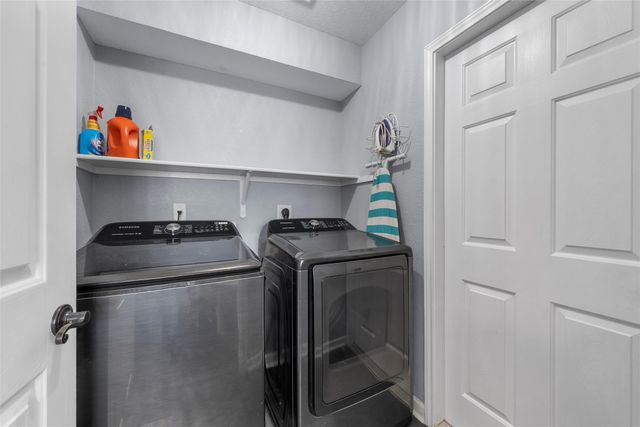 10024 Barton Creek Drive, Waco, TX 76708