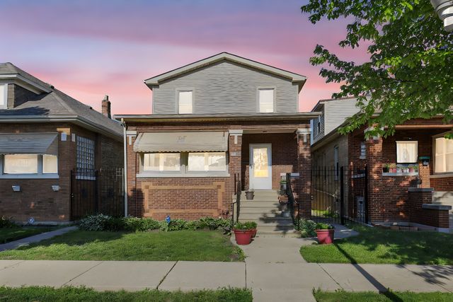 1511 N Monitor Avenue, Chicago, IL 60651