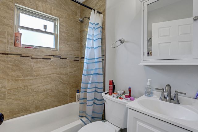 1511 N Monitor Avenue, Chicago, IL 60651