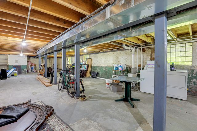1511 N Monitor Avenue, Chicago, IL 60651