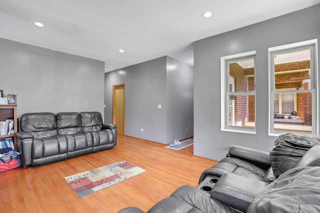 1511 N Monitor Avenue, Chicago, IL 60651