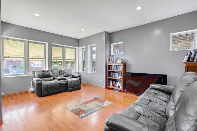 1511 N Monitor Avenue, Chicago, IL 60651
