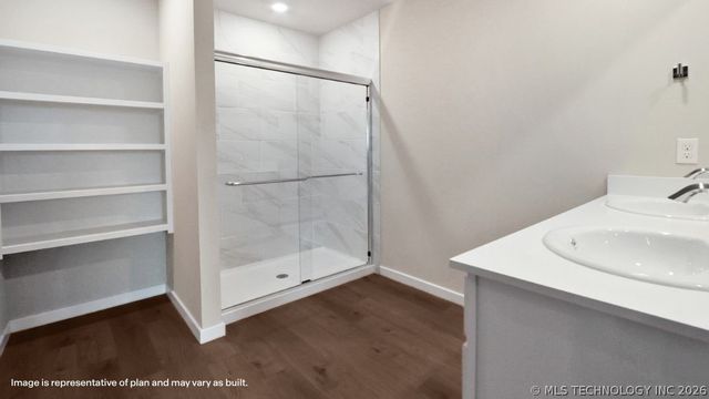 2111 E San Antonio Street, Broken Arrow, OK 74011