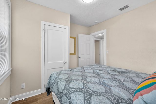 4839 APPLETON Avenue, Jacksonville, FL 32210