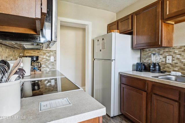 4839 APPLETON Avenue, Jacksonville, FL 32210