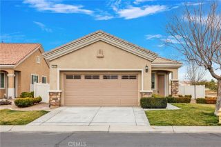 10438 Lakeshore, Apple Valley, CA 92308