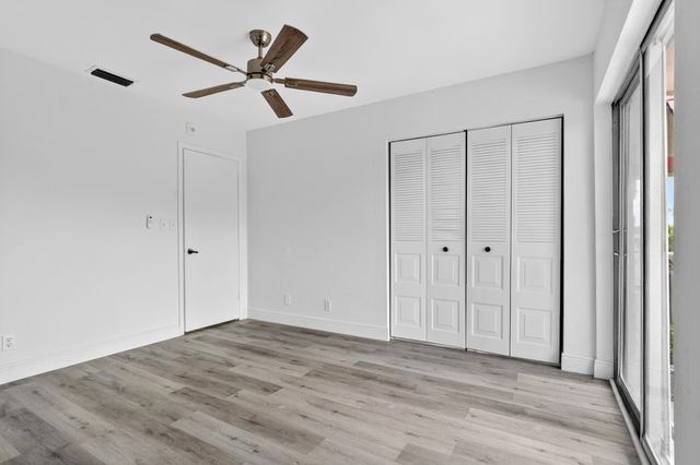 495 SE 8th Street 242, Deerfield Beach, FL 33441