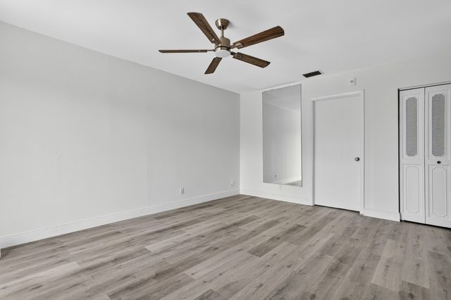 495 SE 8th Street 242, Deerfield Beach, FL 33441
