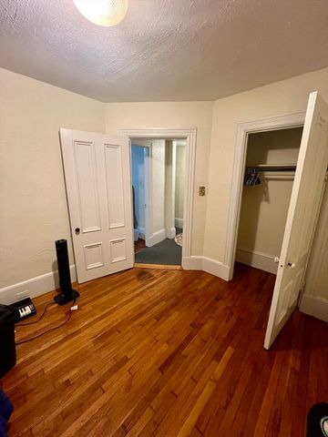 19-21 Flint 21A, Somerville, MA 02145