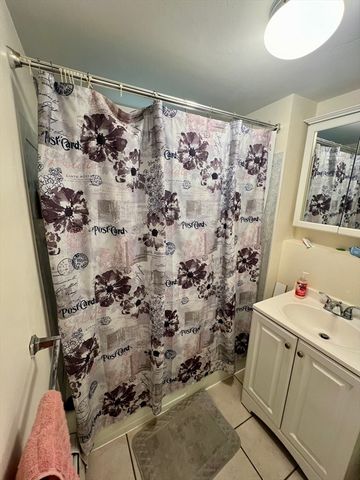 19-21 Flint 21A, Somerville, MA 02145