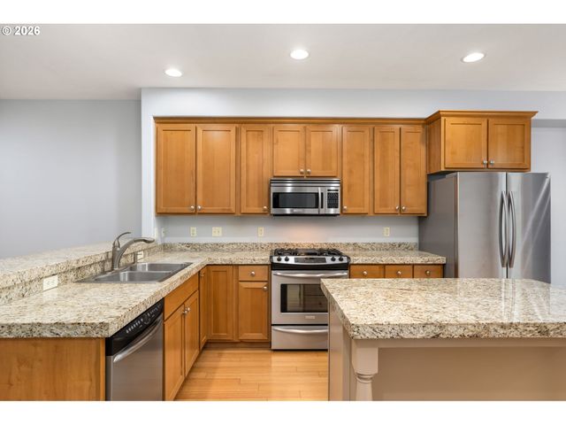 1969 Ne 49TH Way, Hillsboro, OR 97124