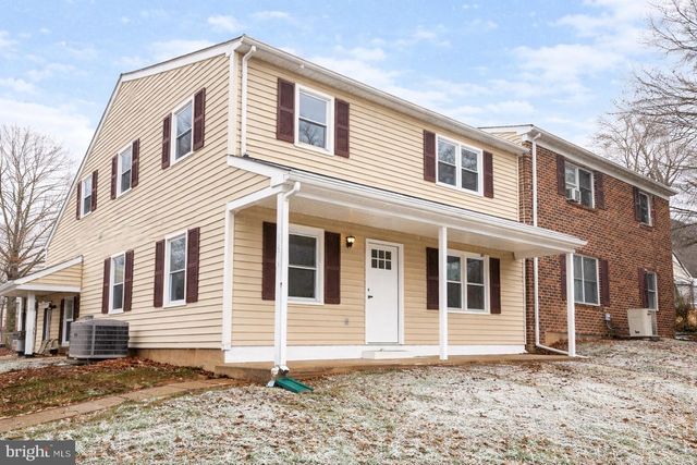 507 HICKORY LN, Sellersville, PA 18960