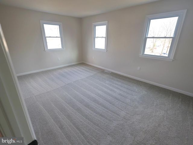 507 HICKORY LN, Sellersville, PA 18960