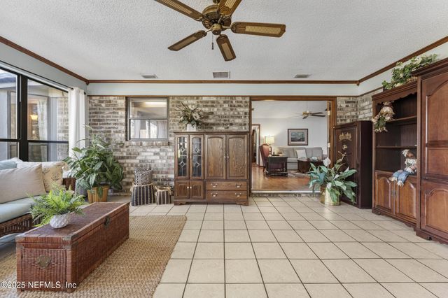 531 LOS PALMAS Drive, Fleming Island, FL 32003