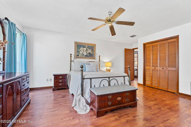 531 LOS PALMAS Drive, Fleming Island, FL 32003