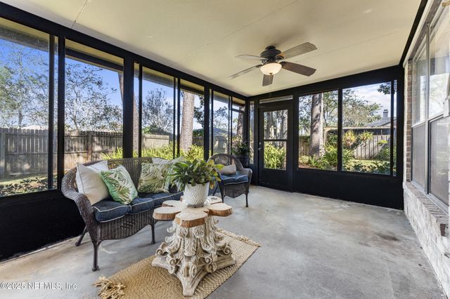 531 LOS PALMAS Drive, Fleming Island, FL 32003