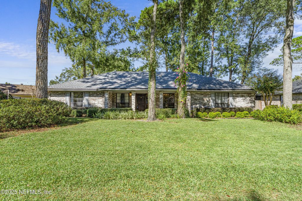 531 LOS PALMAS Drive, Fleming Island, FL 32003
