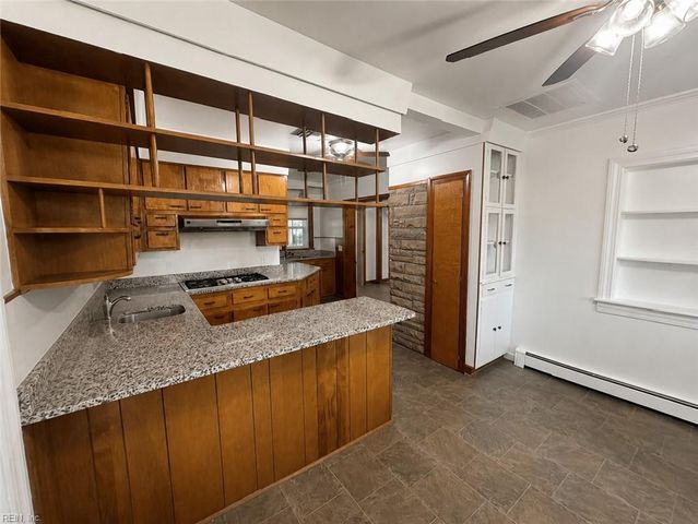 549 Forest RD, Chesapeake, VA 23322