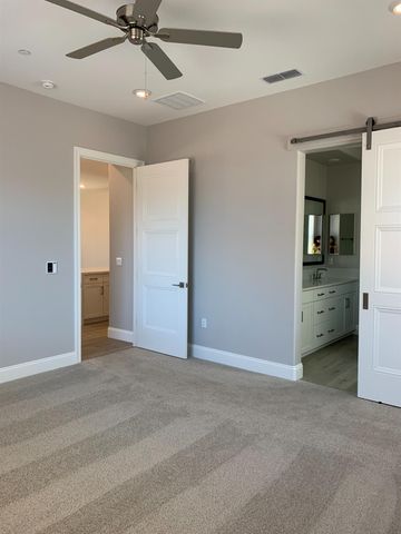 9066 Elliott Springs Dr, Elk Grove, CA 95624
