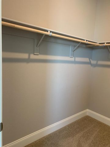 9066 Elliott Springs Dr, Elk Grove, CA 95624
