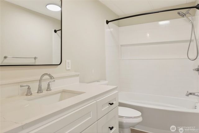 2424 S 130th Place, Seatac, WA 98168